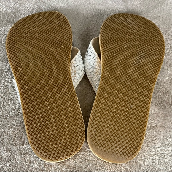 Skechers Cali Summers Sandals Flip Flop Womens Size 8 White Tan Rhinestone Foam - Picture 9 of 10